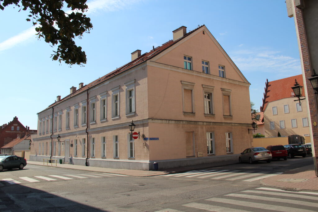 Budynek dawnej Akademii Chełmińskiej, ul. Szkolna 6, Chełmno, fot. Elżbieta Pawelec